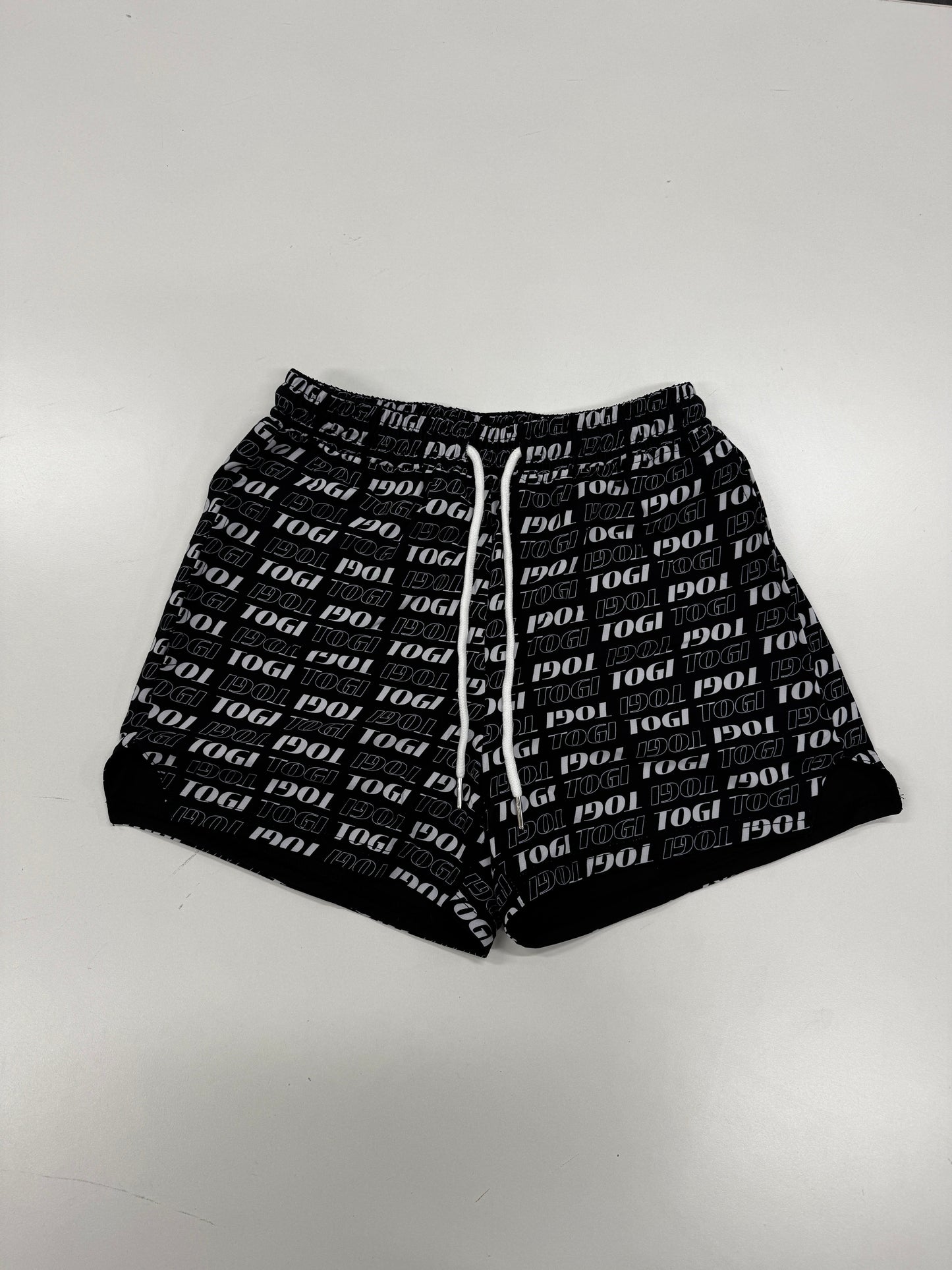 Shorts (Graphic black)